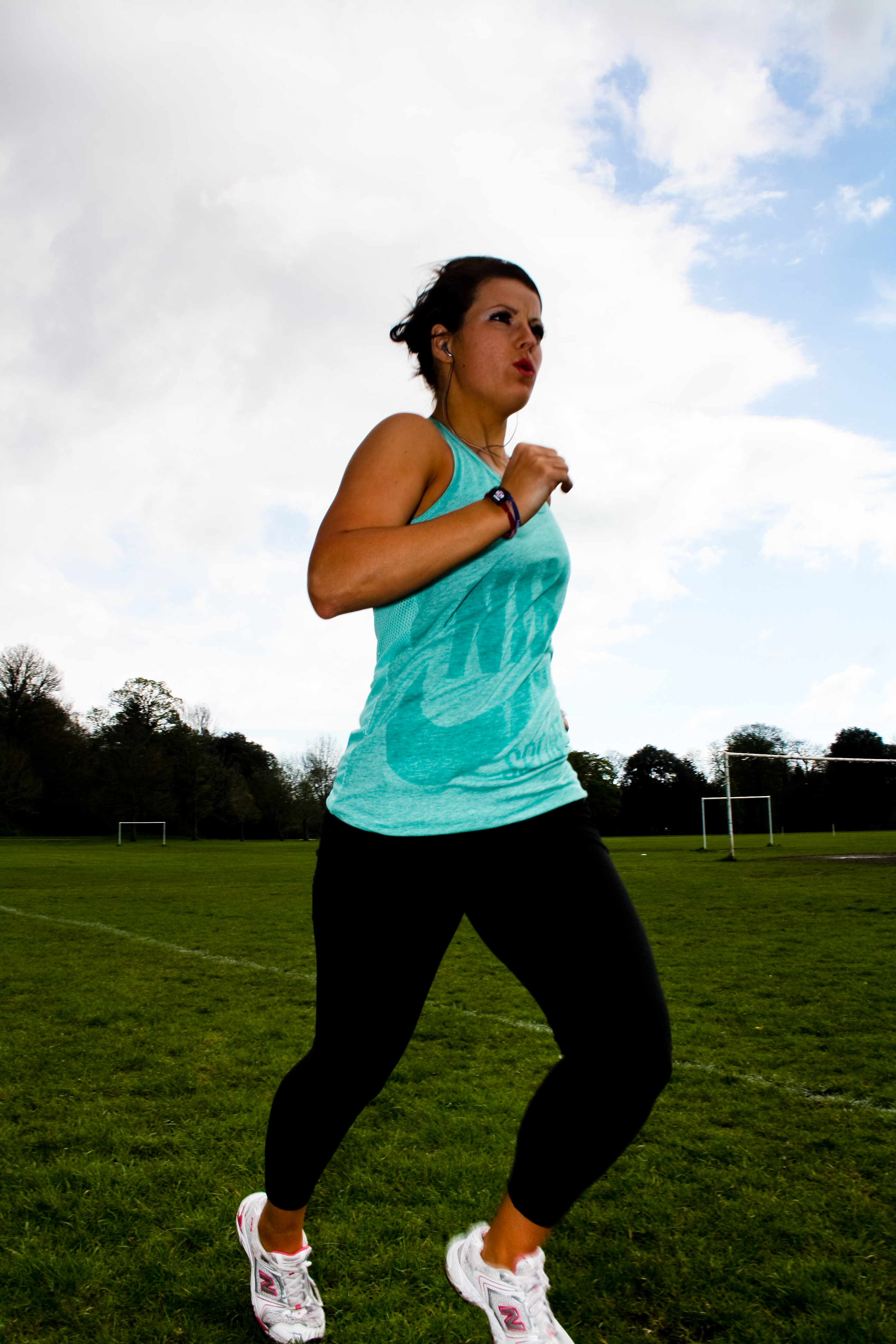 stockvault-beautiful-jogging-woman132044