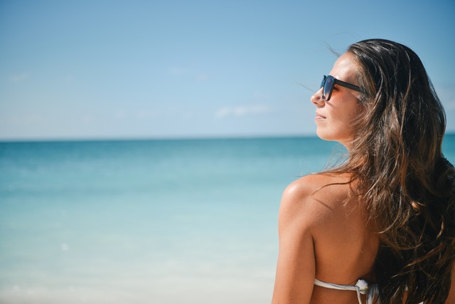 Consejos para prevenir los efectos negativos del sol sobre nuestra piel, CEM Canarias