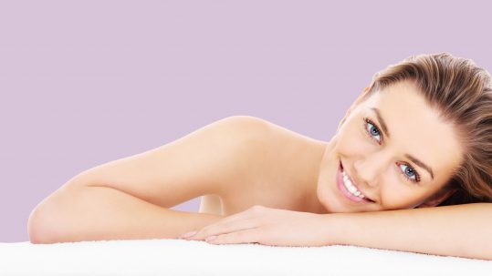 Rejuvenece tu piel con fototerapia facial
