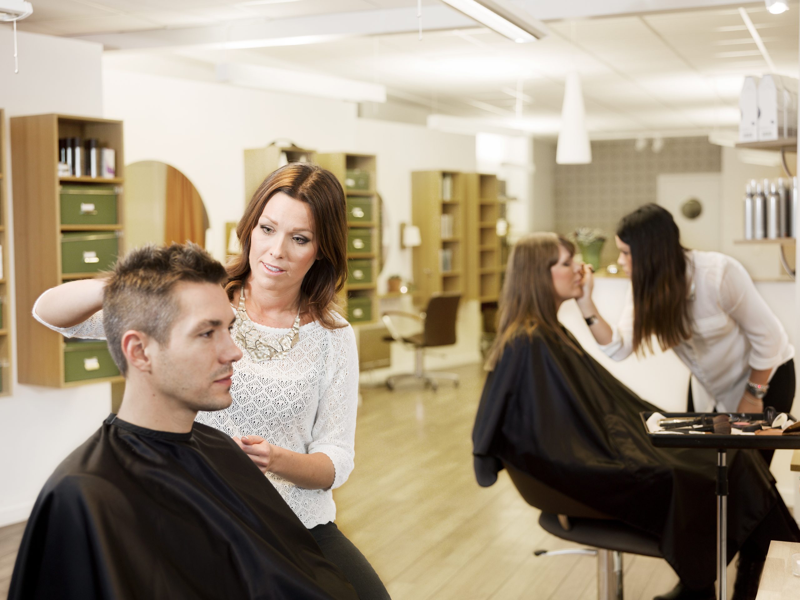 La formación continua en el sector de la imagen, la belleza y la estética, CEM Canarias