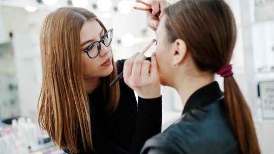 cursos de maquillaje