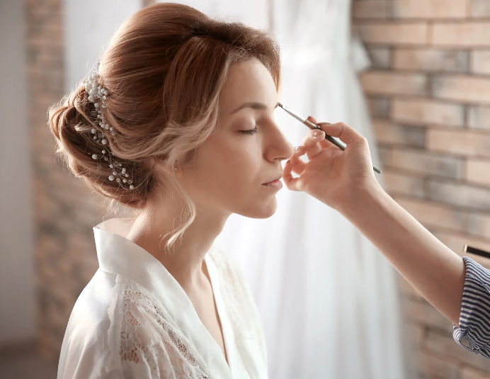 Técnicas de maquillaje para bodas: conviértete en un experto, CEM Canarias