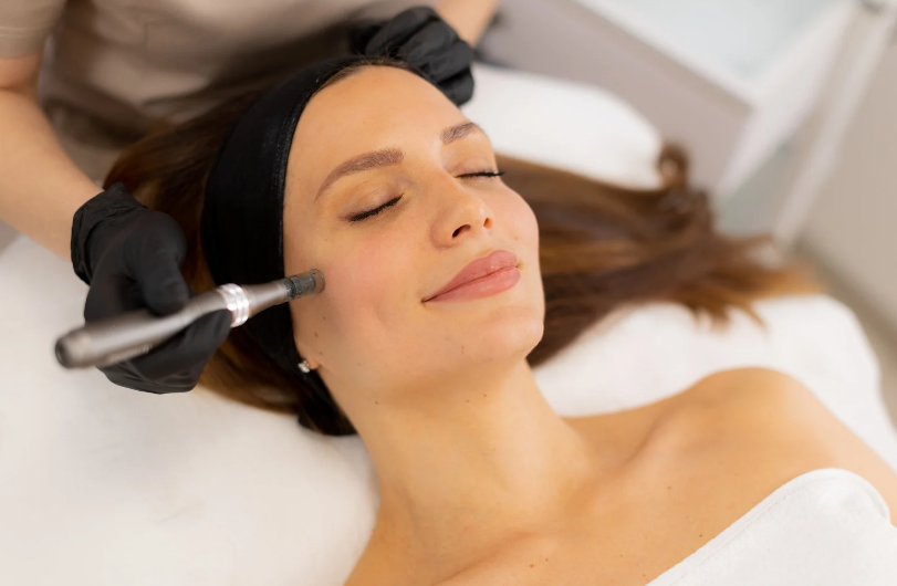 Cómo la formación en estética puede mejorar tu empleabilidad , CEM Canarias