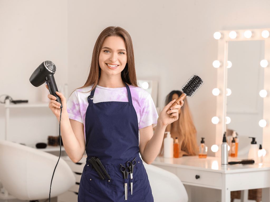 C&oacute;mo saber si tienes talento para estudiar peluquer&iacute;a o est&eacute;tica, CEM Canarias